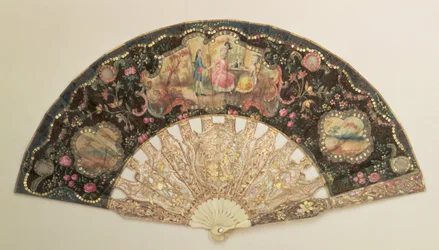 Fan Decorated with Scenes of Courtship